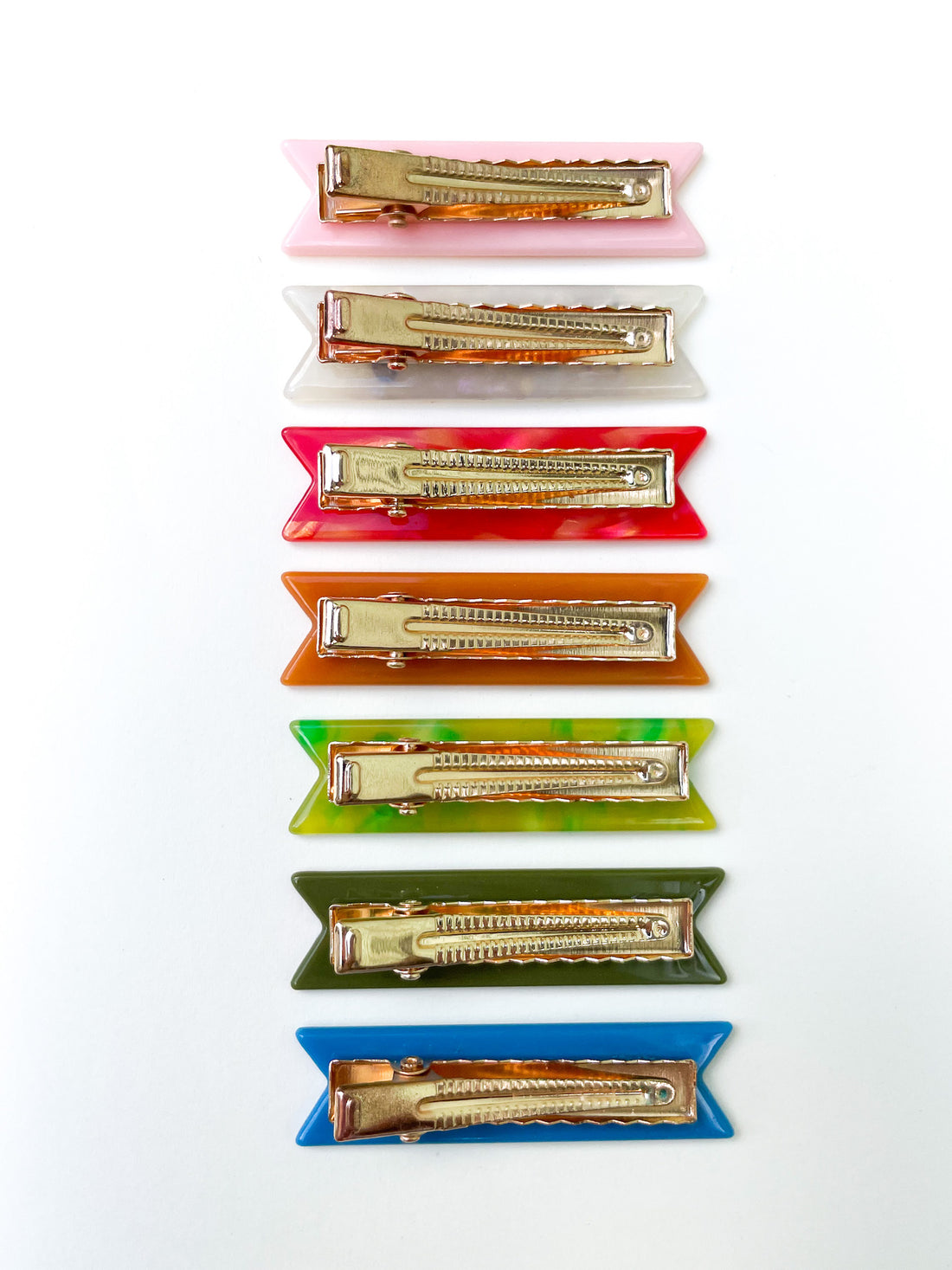 Backs of Days of the Week hair clips Sunday Monday Tuesday Wednesday Thursday Friday Saturday rainbow barrettes toddler girls hair clips alligator clips cute toddlers thin hair fine hair
